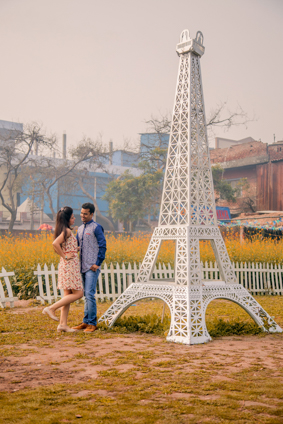 Romantic pre-wedding shoot at sunset
